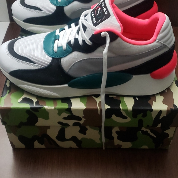 Puma rs 9.8 space - Picture 3 of 5
